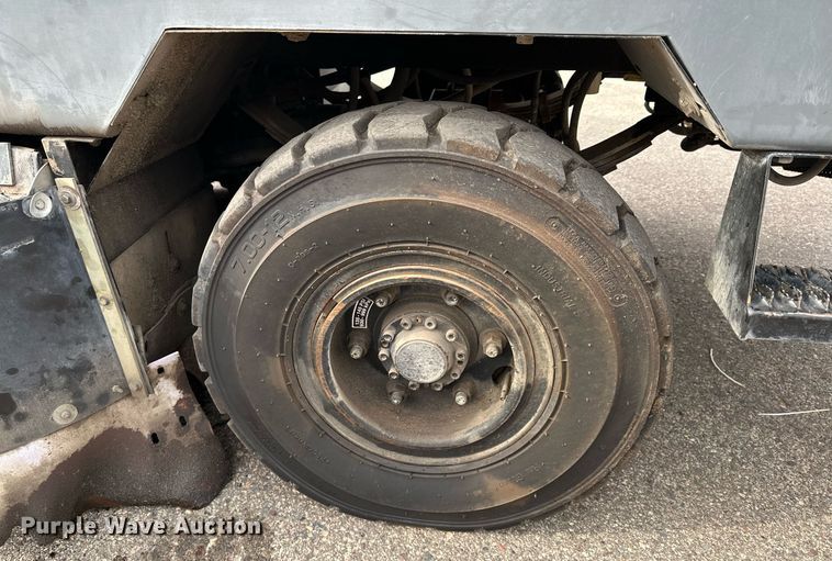 image for item LO9343 Tennant Sentinel  sweeper