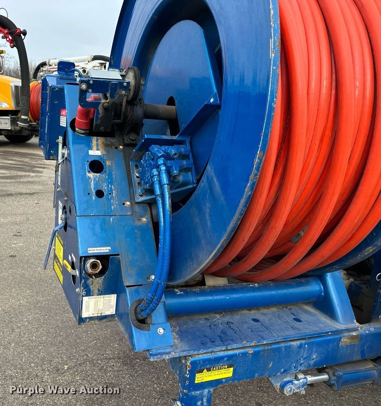 image for item LO9345 2007 Freightliner Business Class M2 106  sewer jetter truck