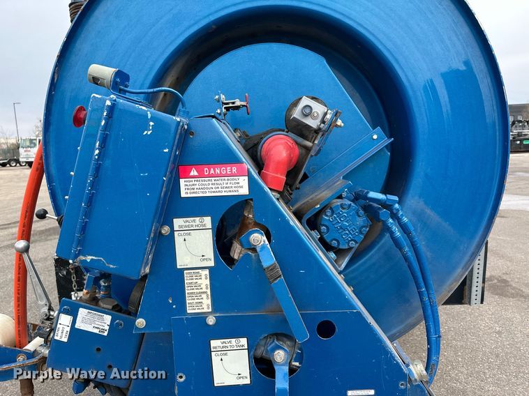 image for item LO9345 2007 Freightliner Business Class M2 106  sewer jetter truck