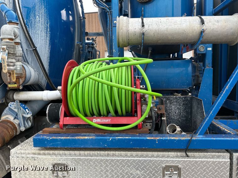 image for item LO9345 2007 Freightliner Business Class M2 106  sewer jetter truck