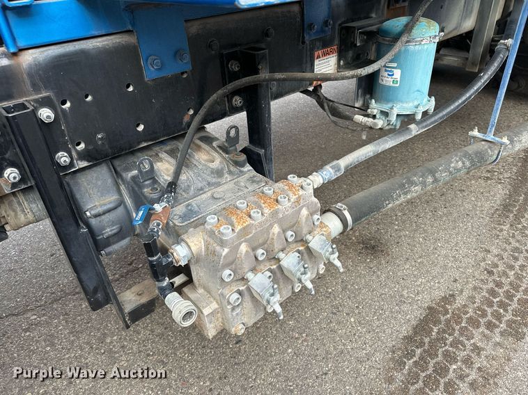 image for item LO9345 2007 Freightliner Business Class M2 106  sewer jetter truck