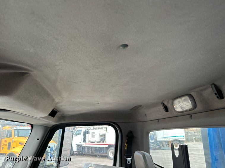 image for item LO9345 2007 Freightliner Business Class M2 106  sewer jetter truck