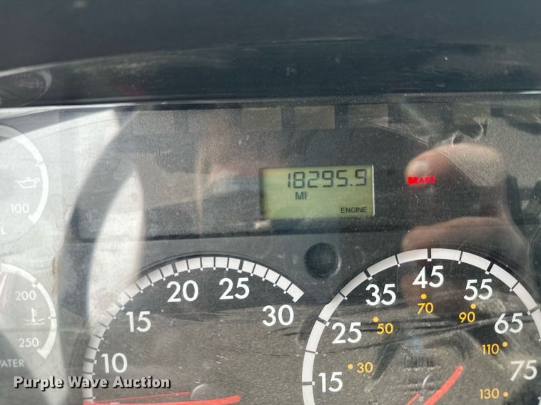 image for item LO9345 2007 Freightliner Business Class M2 106  sewer jetter truck