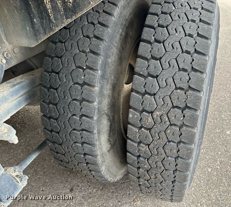 image for item LO9345 2007 Freightliner Business Class M2 106  sewer jetter truck