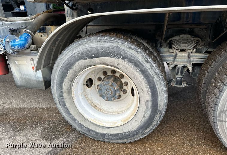 image for item LO9345 2007 Freightliner Business Class M2 106  sewer jetter truck