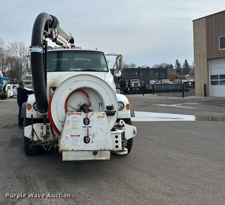 image for item LO9346 2002 Sterling LT7500  sewer jetter truck