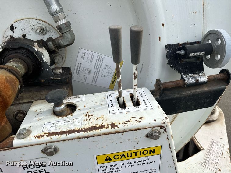 image for item LO9346 2002 Sterling LT7500  sewer jetter truck