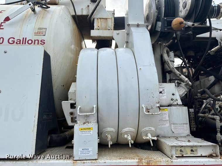 image for item LO9346 2002 Sterling LT7500  sewer jetter truck