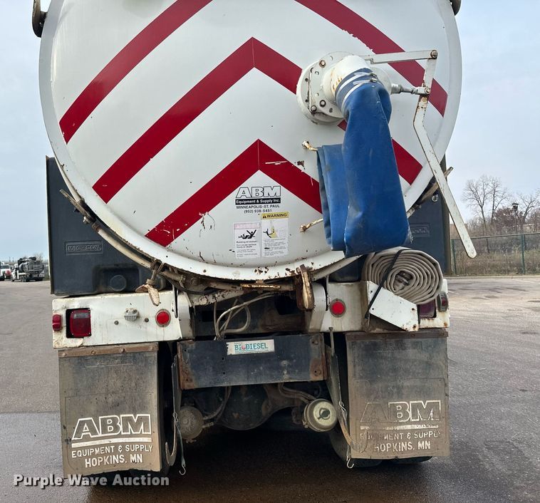 image for item LO9346 2002 Sterling LT7500  sewer jetter truck