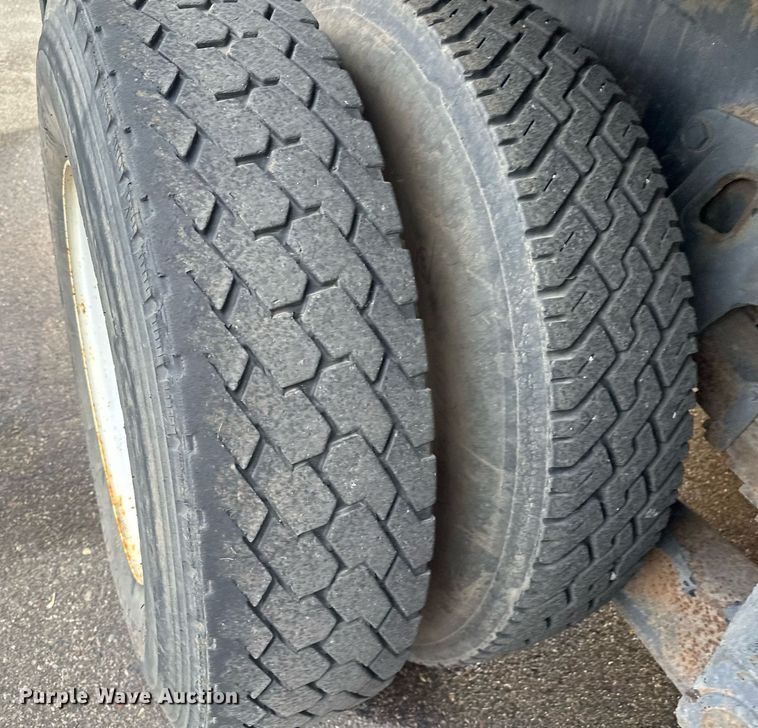 image for item LO9346 2002 Sterling LT7500  sewer jetter truck