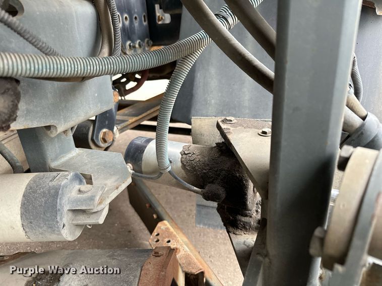 image for item LO9347 2005 Sterling SC-8000  sweeper