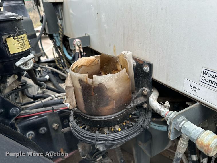 image for item LO9347 2005 Sterling SC-8000  sweeper