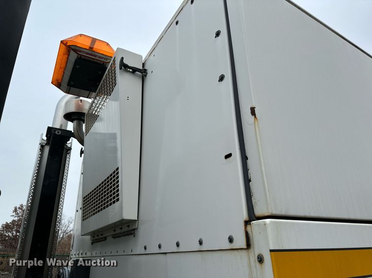 image for item LO9347 2005 Sterling SC-8000  sweeper