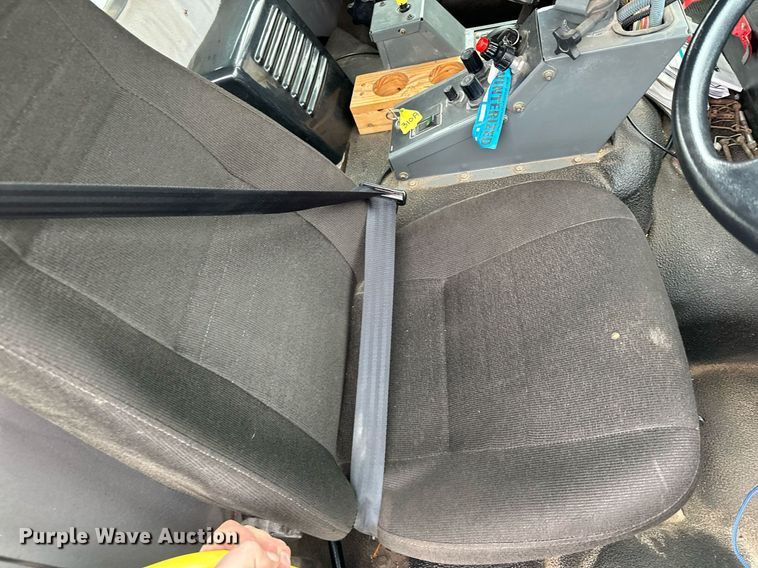 image for item LO9347 2005 Sterling SC-8000  sweeper