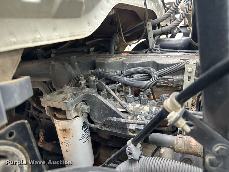 image for item LO9347 2005 Sterling SC-8000  sweeper