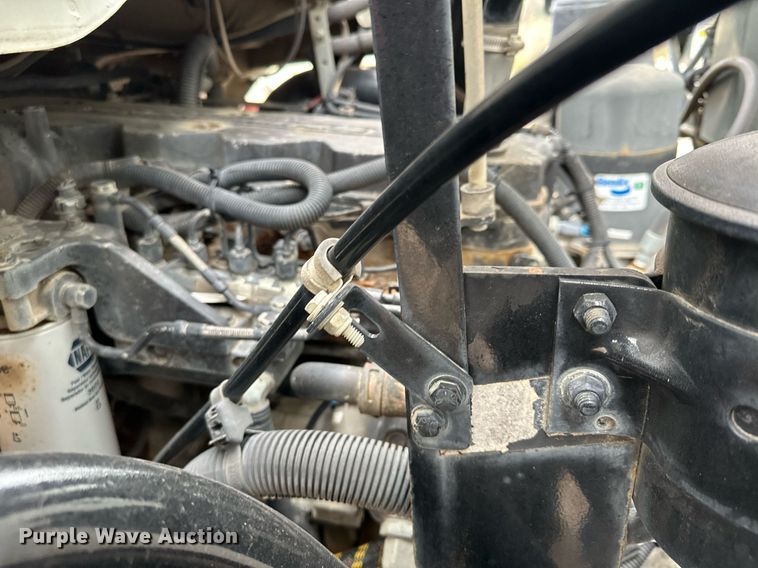 image for item LO9347 2005 Sterling SC-8000  sweeper