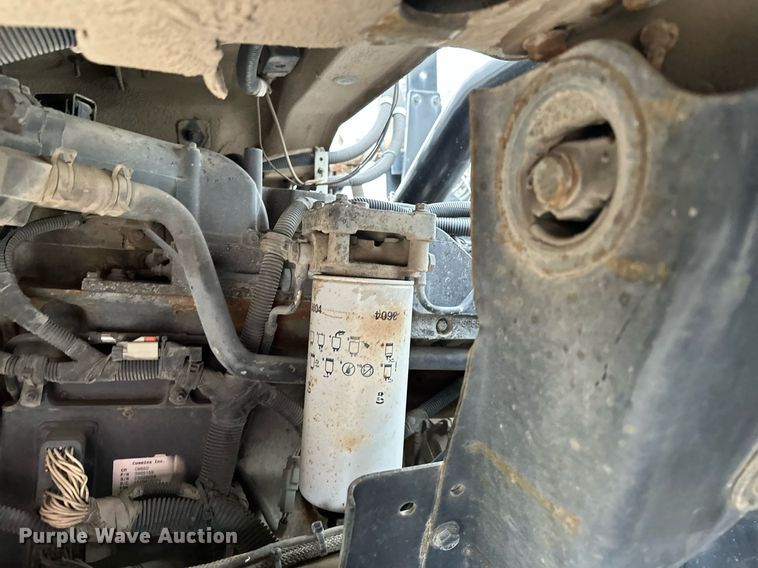 image for item LO9347 2005 Sterling SC-8000  sweeper