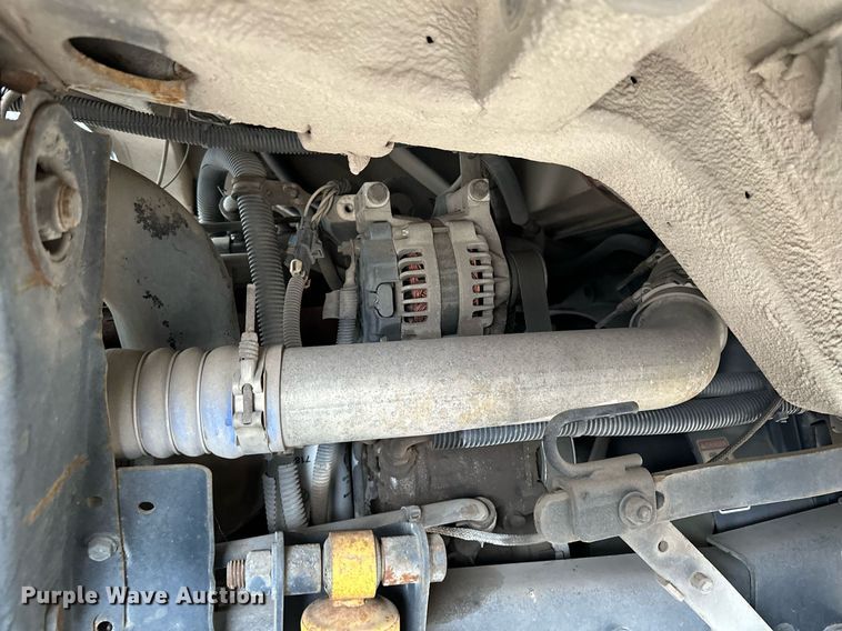 image for item LO9347 2005 Sterling SC-8000  sweeper