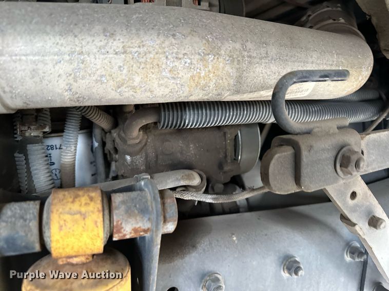 image for item LO9347 2005 Sterling SC-8000  sweeper