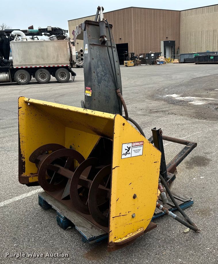 image for item LO9348 Erskine  snow blower