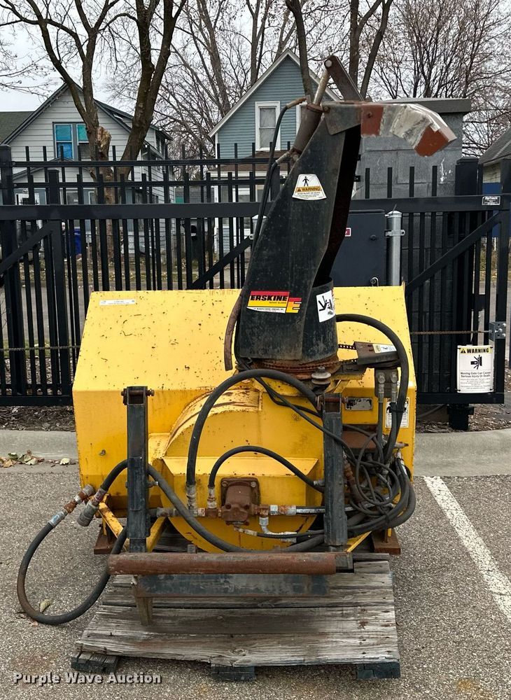 image for item LO9348 Erskine  snow blower