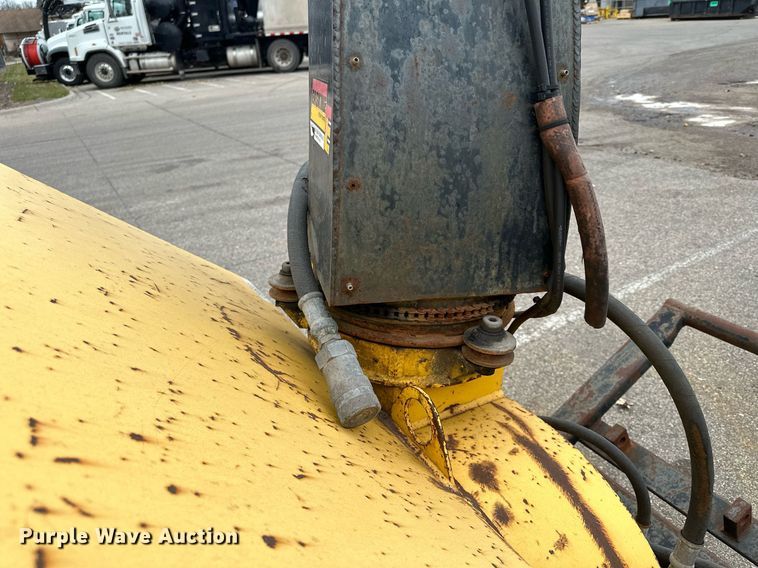 image for item LO9348 Erskine  snow blower