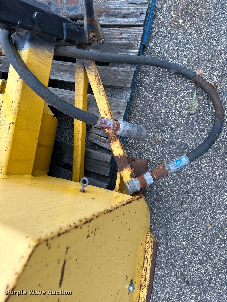 image for item LO9348 Erskine  snow blower