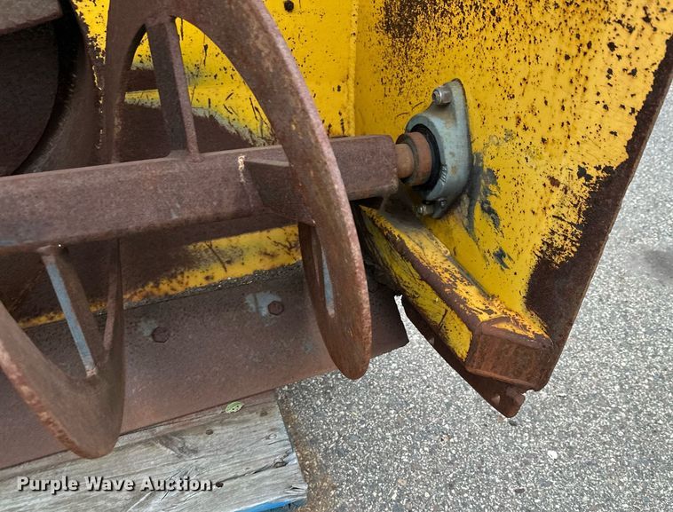 image for item LO9348 Erskine  snow blower