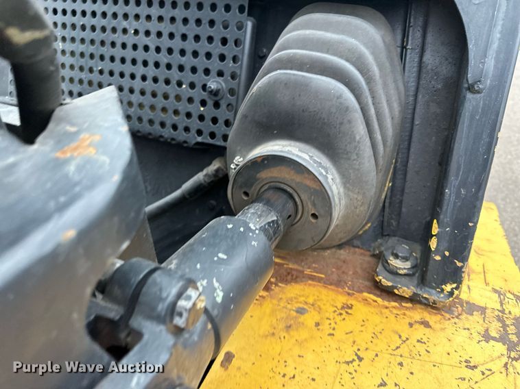 image for item LO9349 Hyster H100XL  forklift