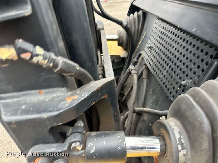 image for item LO9349 Hyster H100XL  forklift