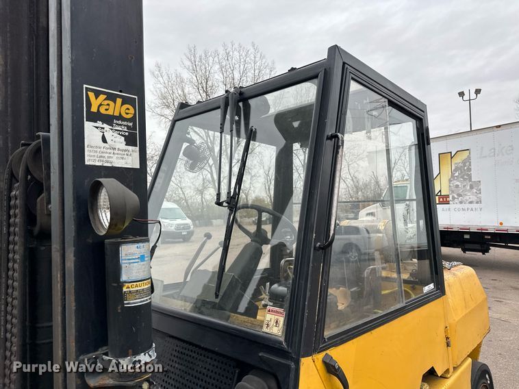 image for item LO9349 Hyster H100XL  forklift