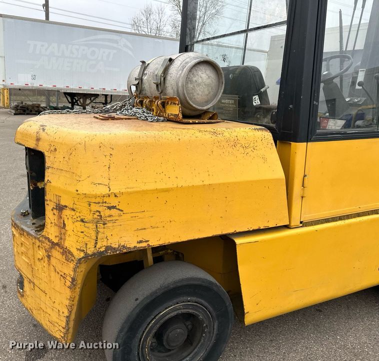 image for item LO9349 Hyster H100XL  forklift