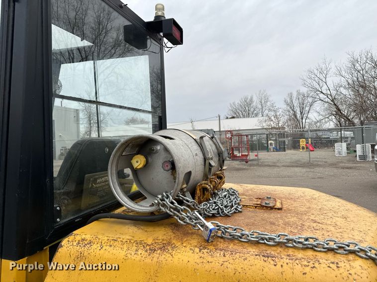 image for item LO9349 Hyster H100XL  forklift