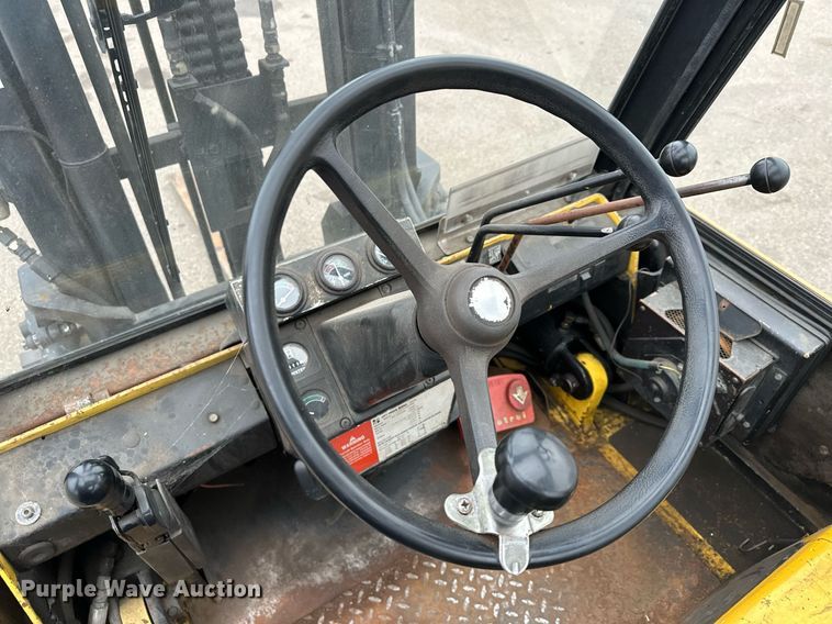 image for item LO9349 Hyster H100XL  forklift