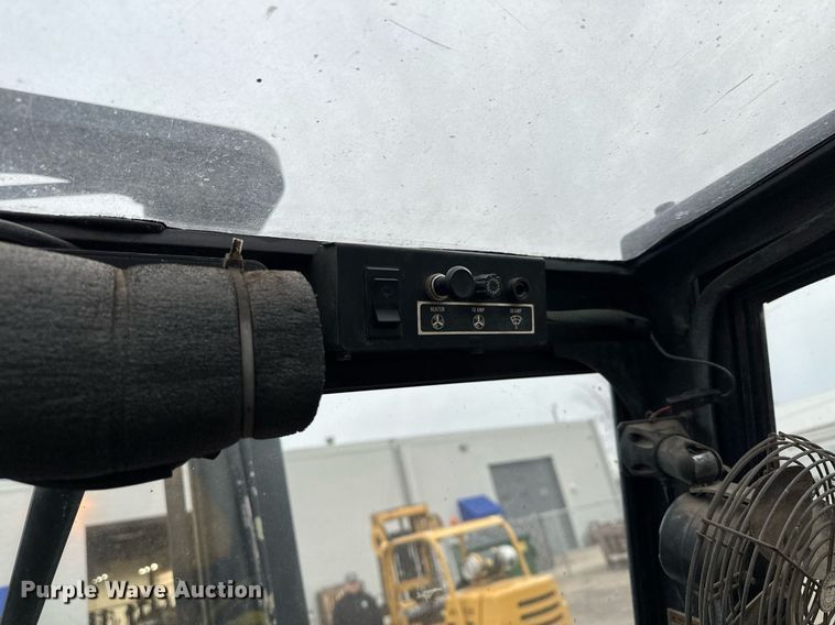 image for item LO9349 Hyster H100XL  forklift