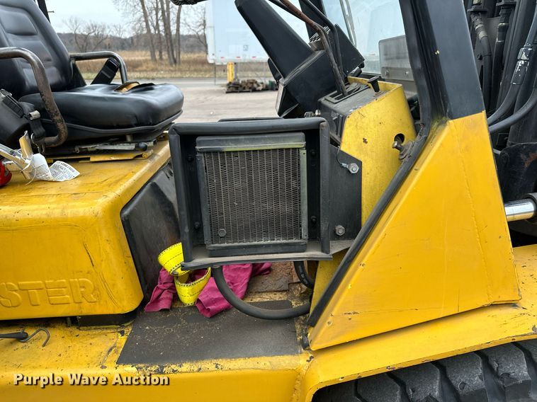 image for item LO9349 Hyster H100XL  forklift