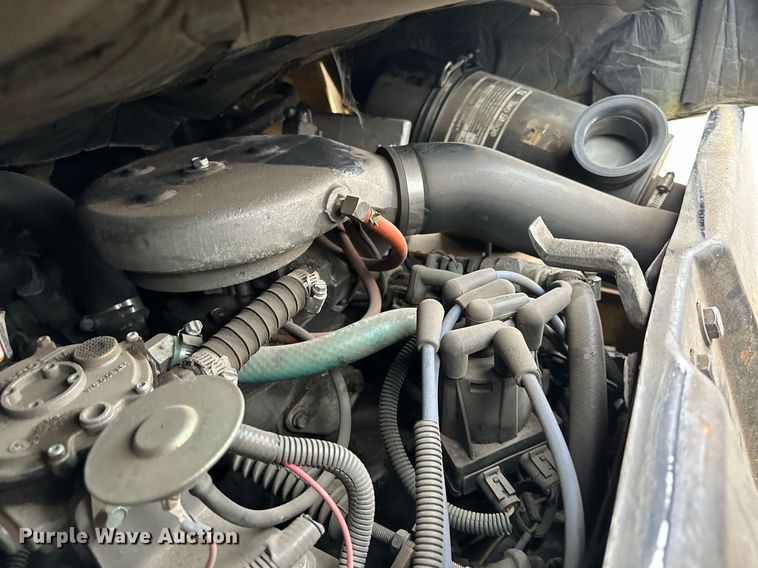 image for item LO9349 Hyster H100XL  forklift