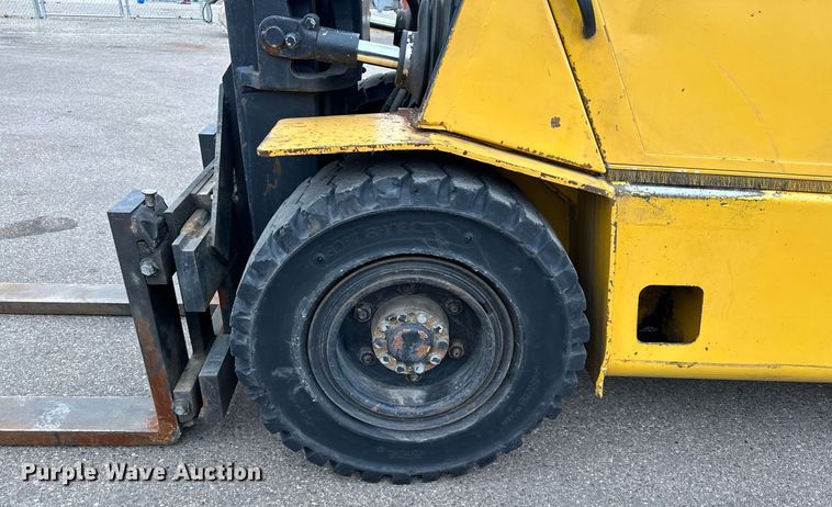 image for item LO9349 Hyster H100XL  forklift