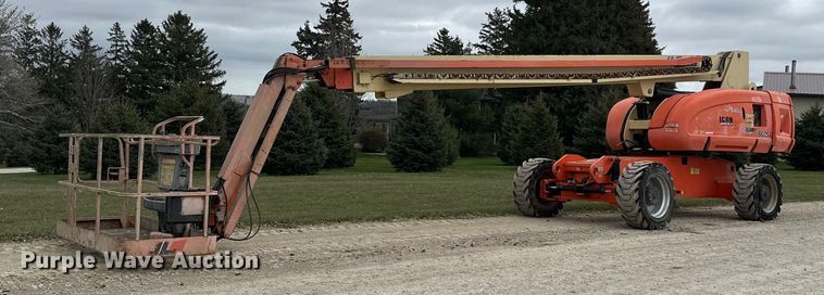 image for item LO9352 2004 JLG 860SJ  boom lift
