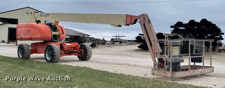 image for item LO9352 2004 JLG 860SJ  boom lift