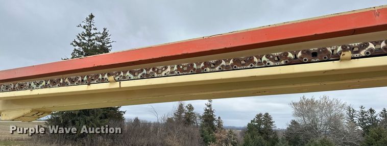 image for item LO9352 2004 JLG 860SJ  boom lift