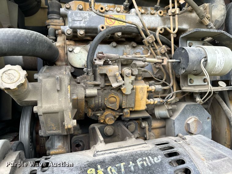 image for item LO9352 2004 JLG 860SJ  boom lift