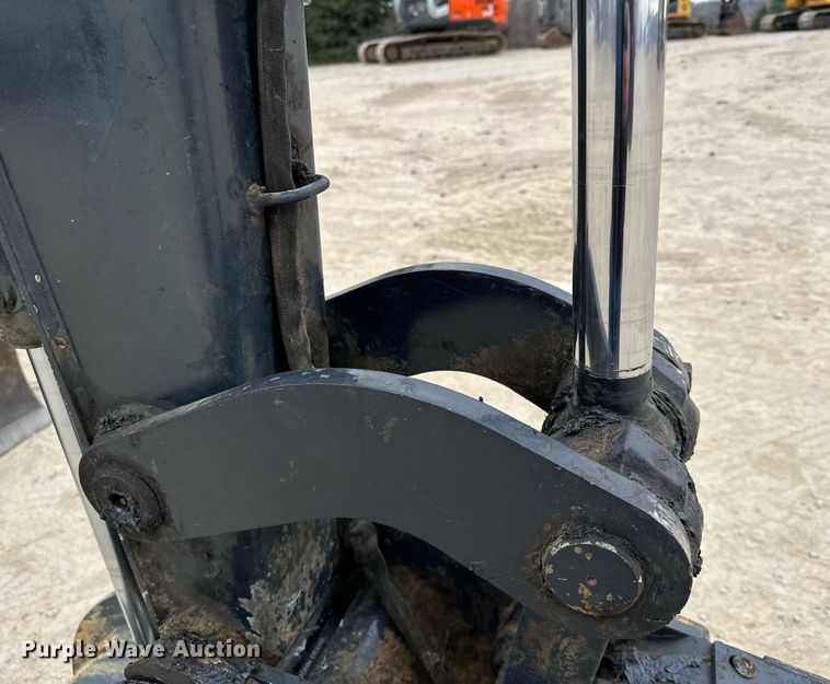 image for item LO9353 2020 John Deere 60G  mini excavator