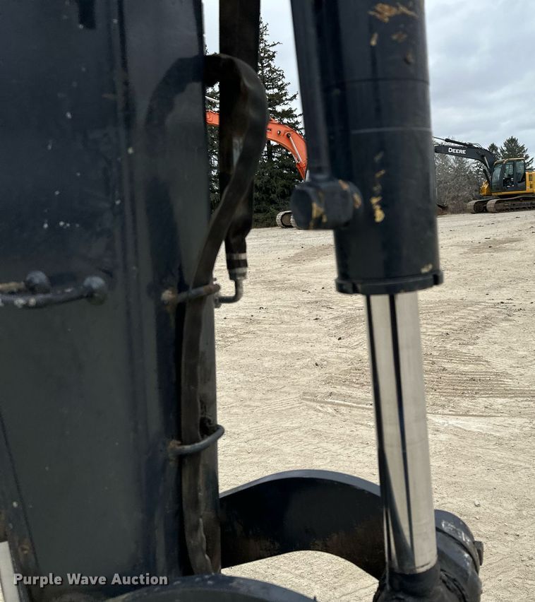 image for item LO9353 2020 John Deere 60G  mini excavator