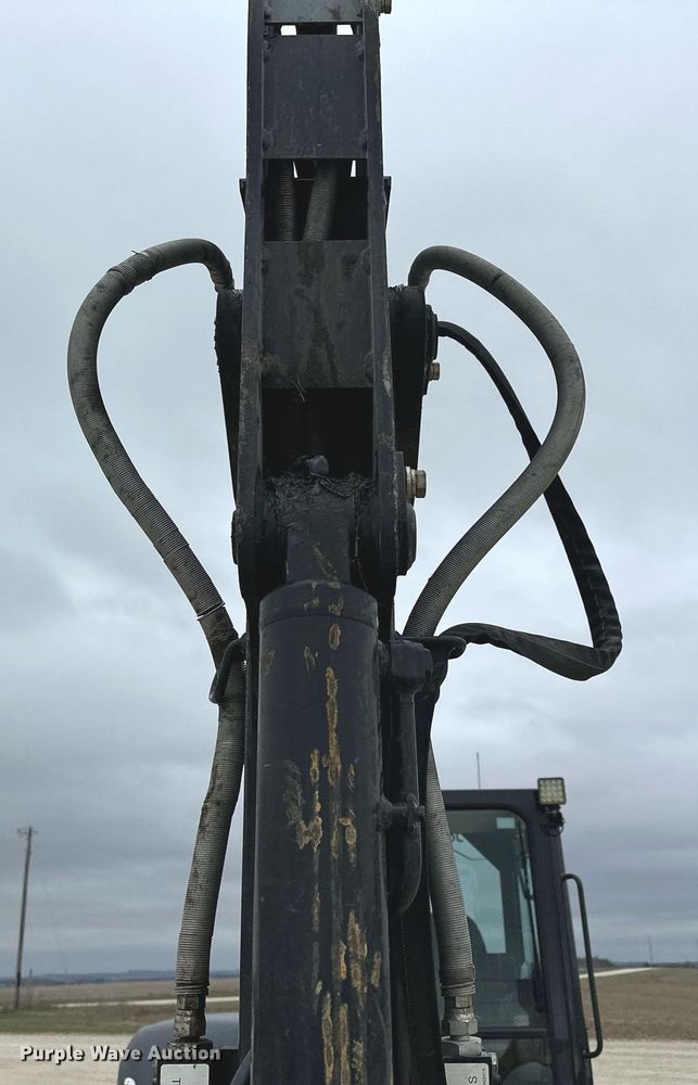 image for item LO9353 2020 John Deere 60G  mini excavator