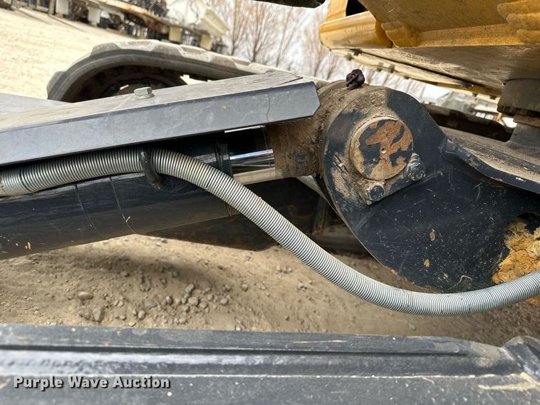 image for item LO9353 2020 John Deere 60G  mini excavator