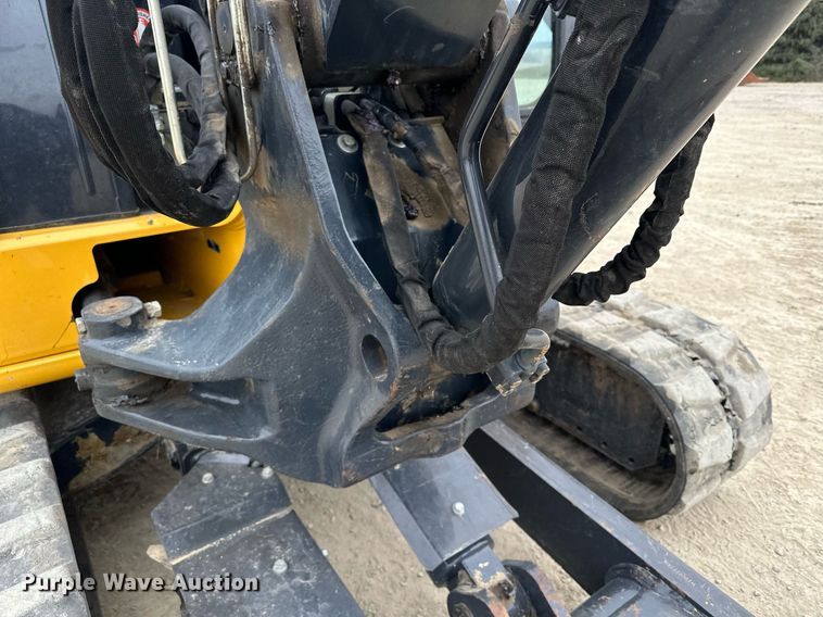 image for item LO9353 2020 John Deere 60G  mini excavator