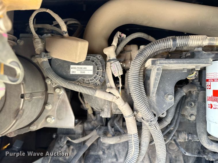 image for item LO9353 2020 John Deere 60G  mini excavator