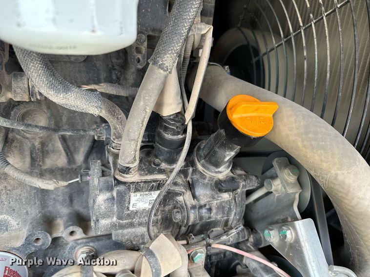 image for item LO9353 2020 John Deere 60G  mini excavator