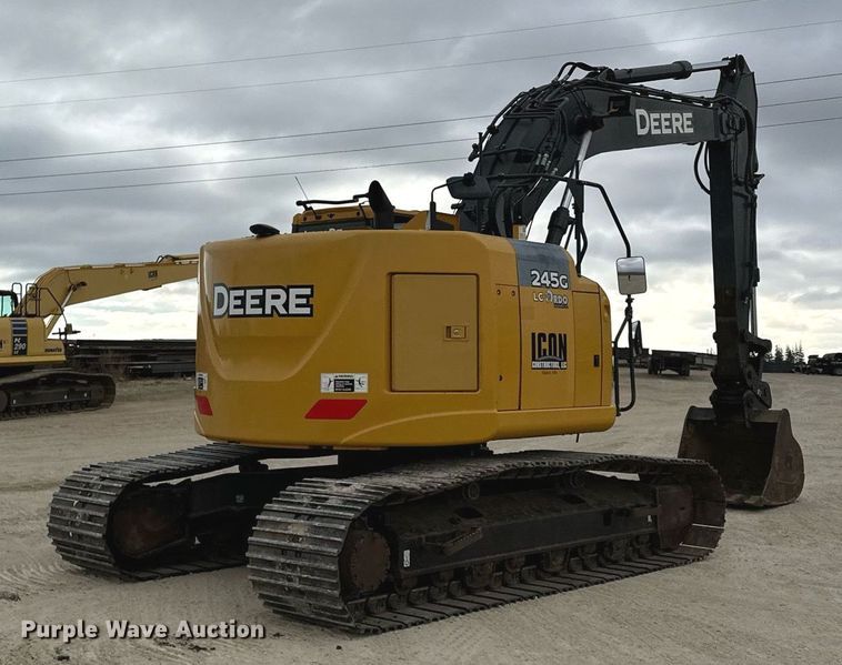 image for item LO9354 2017 John Deere 245G LC  excavator